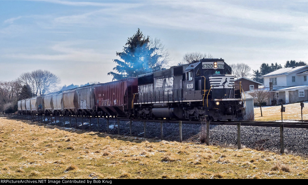 NS 6320 blowing for Township Line Road grade crossing